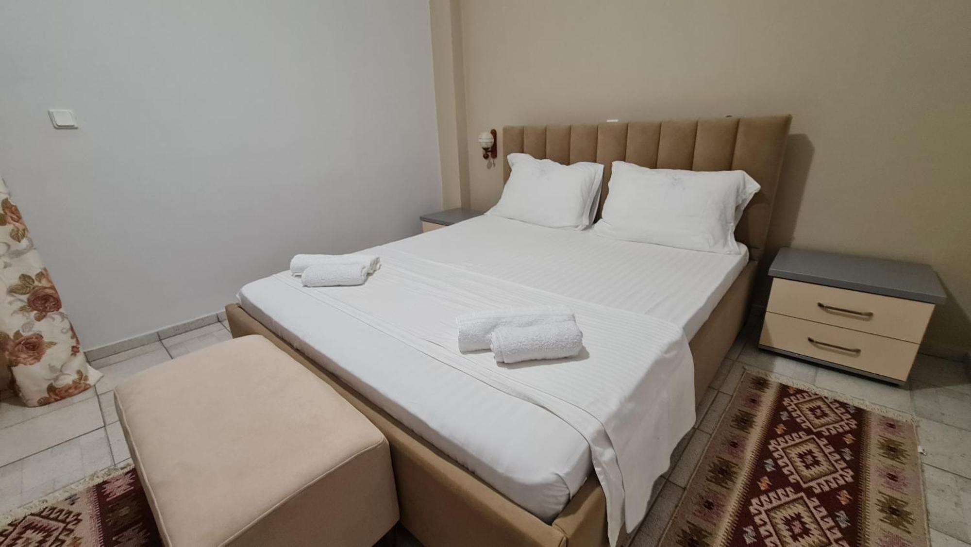 Hotel Parku I Palmave Gjirokastër Exterior foto